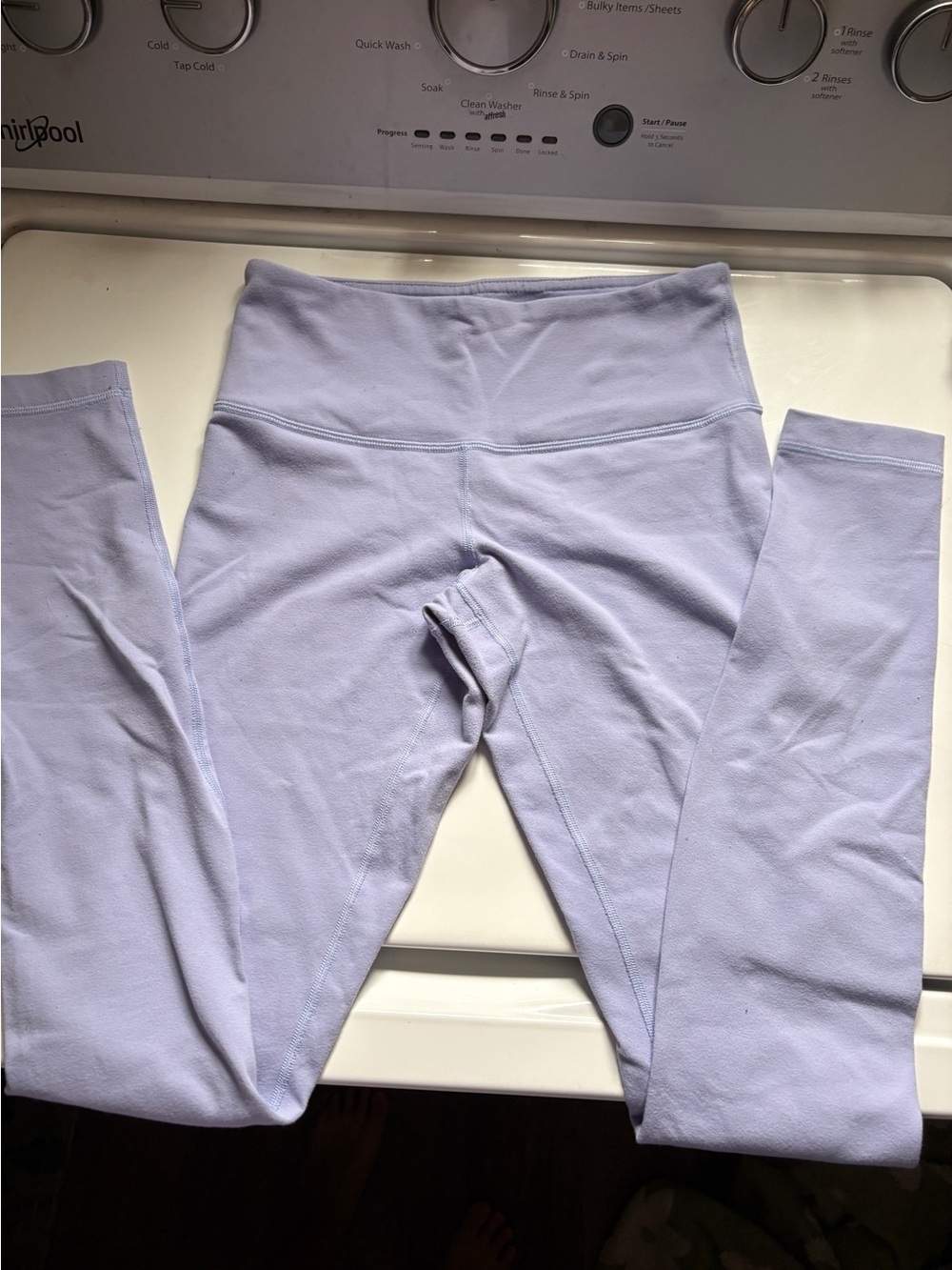 Lululemon light lilac blurple color align leggings size 4